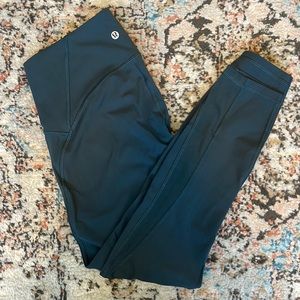 Lululemon 7/8 leggings with mesh sides